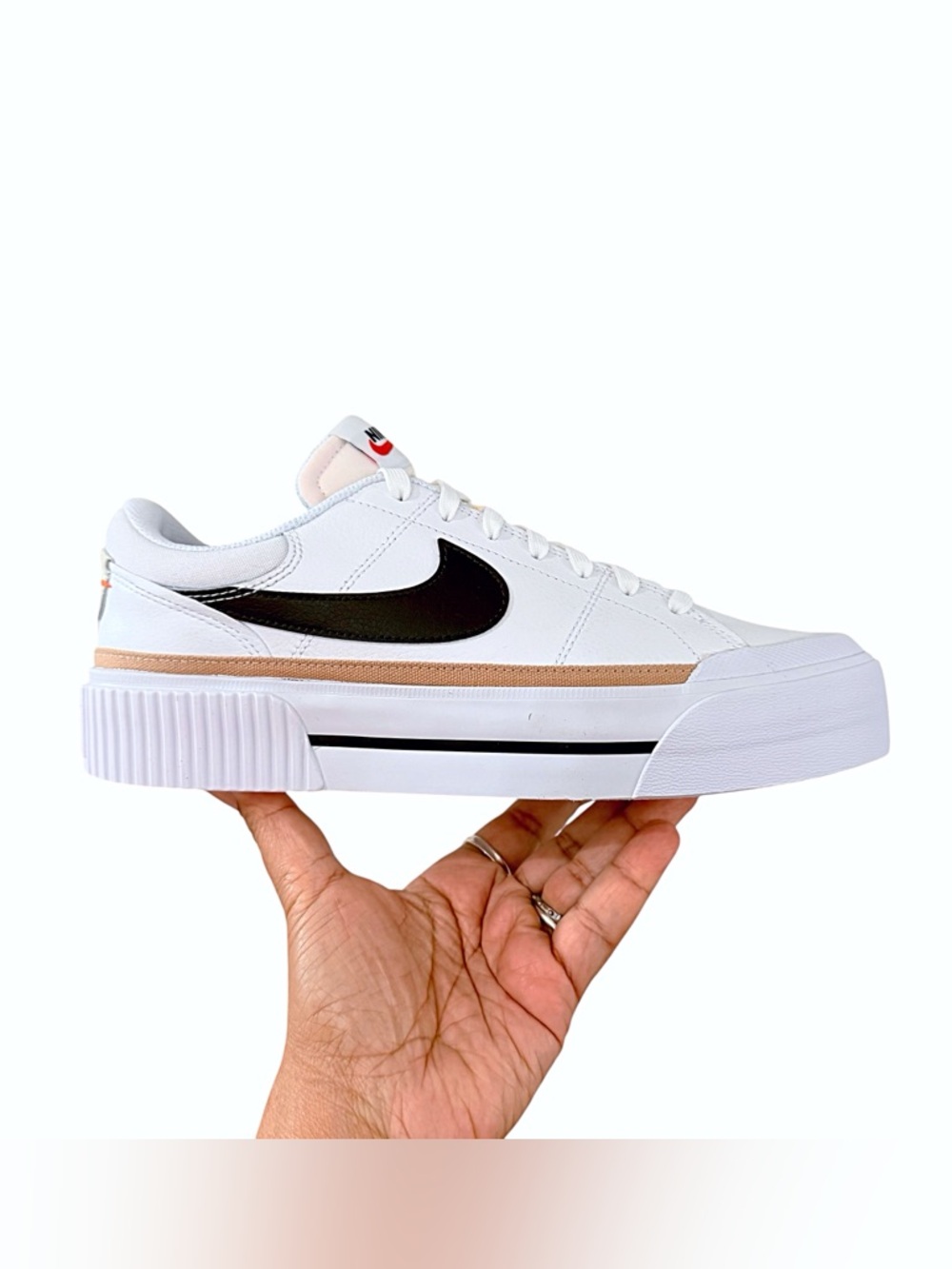 Nike Court Legacy Lift Women’s Sneakers